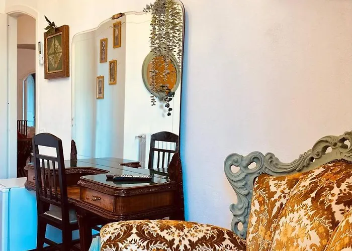 Πανσιόν Tiche Cefalù