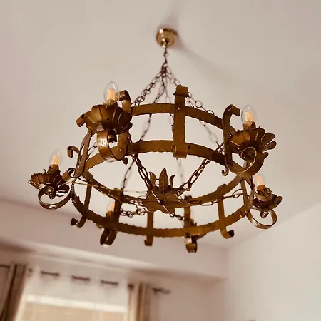 Tiche Гостевой дом Чефалу